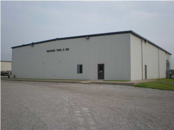 110 County Rd 1100 S, Haubstadt, IN, County Road 1100 South, Haubstadt, IN 47639