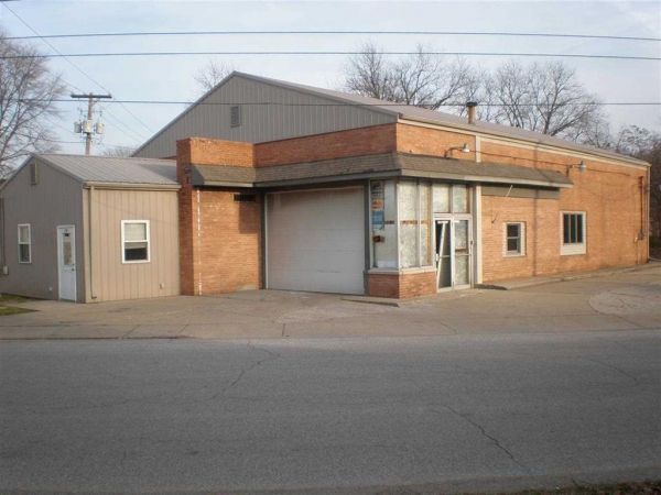 200 S. McCreary Street, 200 S McCreary St, Fort Branch, IN 47648