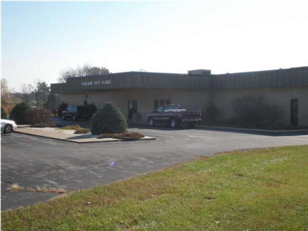 1020 W Morton St., 1020 W Morton St., Oakland City, IN 47660