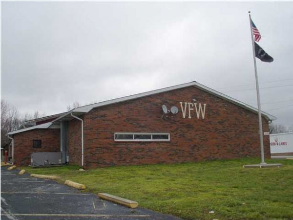 VFW Building, 1556 E Broadway St, Princeton, IN 47670