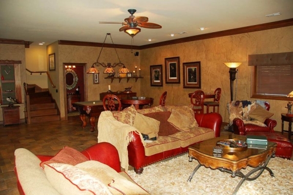Deer Creek Lodge, 9111 State Route 132, Henderson, KY 42455