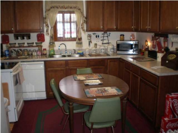 Warehouse with Living Quarters, 1008 S. Maple St, Princeton, IN 47670