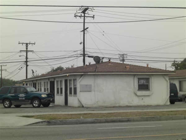 Los Angeles (County Area), 6-Units, 13812 Avalon Blvd., Los Angeles, CA 90061