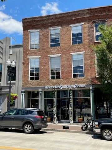 RETAIL/RESTAURANT 1st and Basement Levels