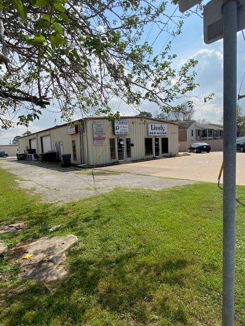 2403 S. Galveston Ave. 