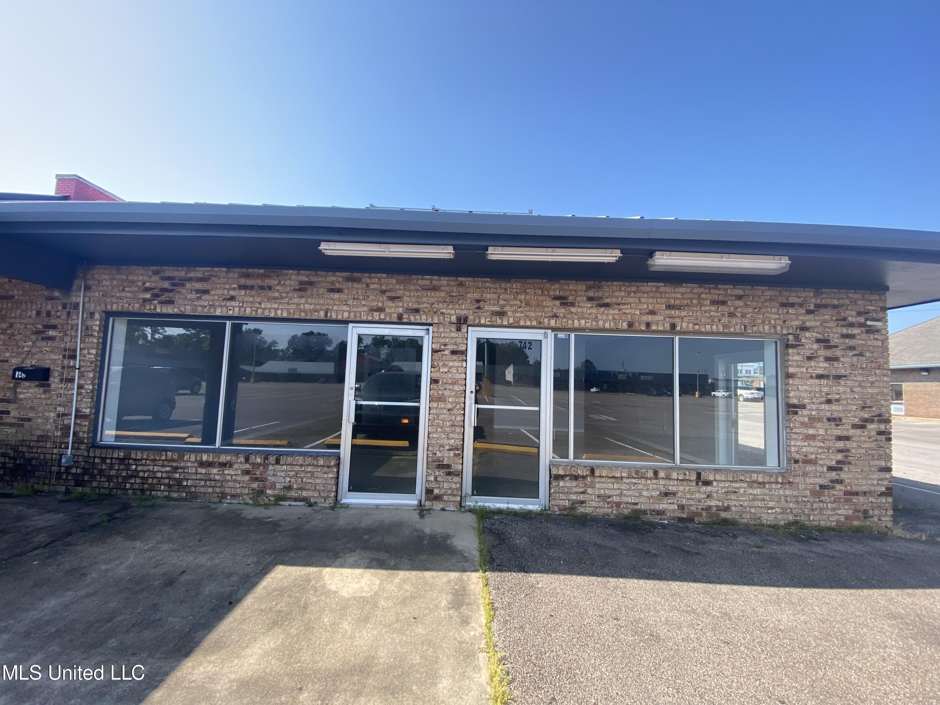 12100 Highway 49, Gulfport, MS, 39503