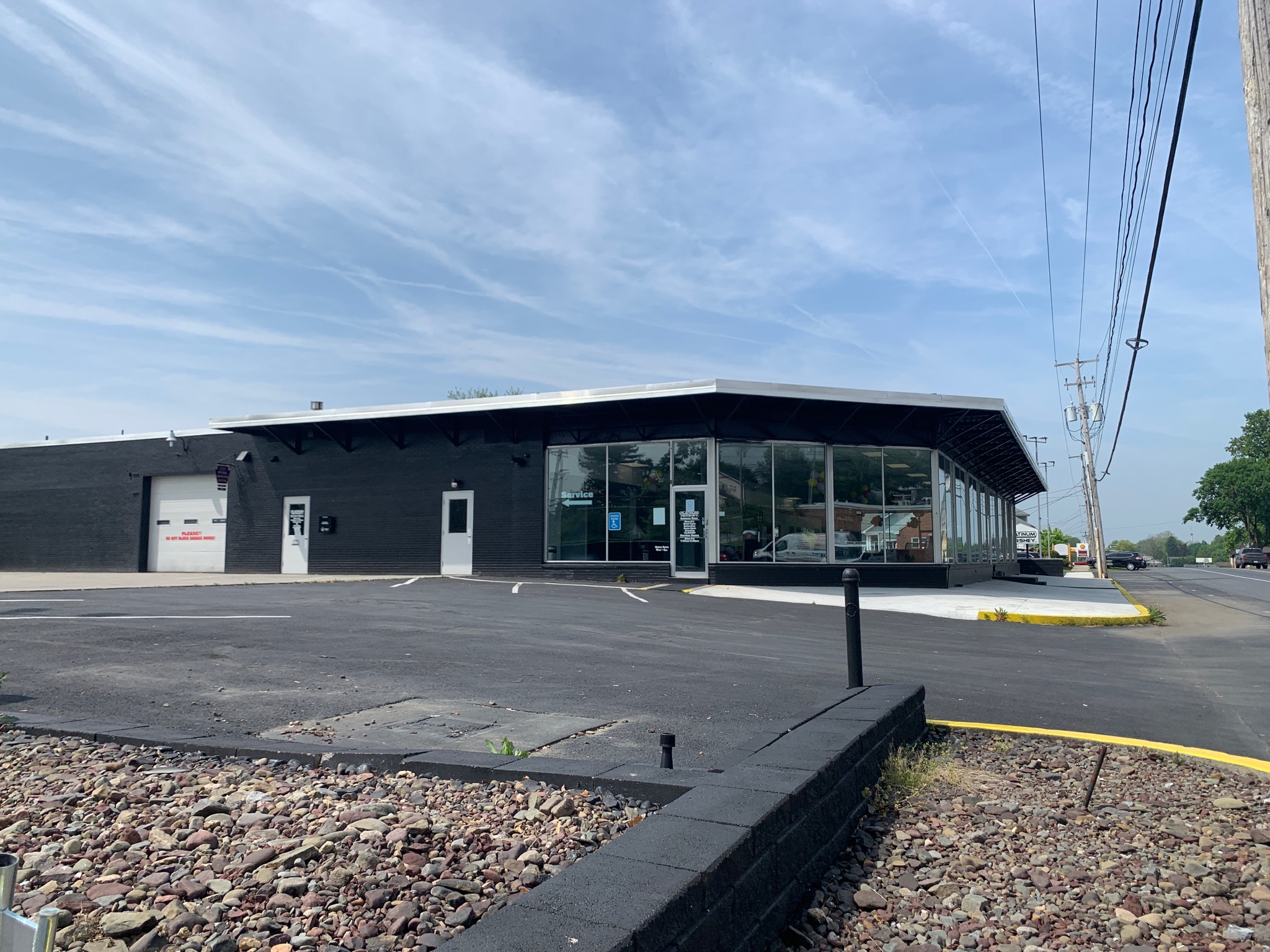 1280 E. Chocolate Ave