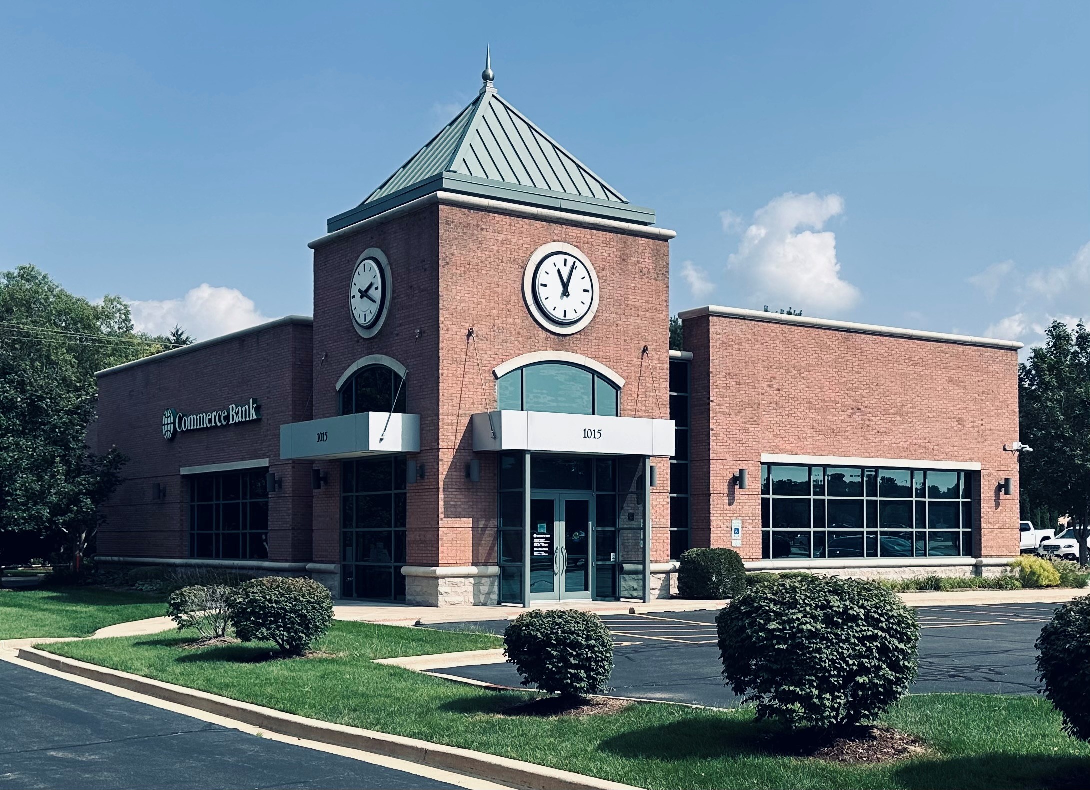 Prime Freestanding Champaign Office Building