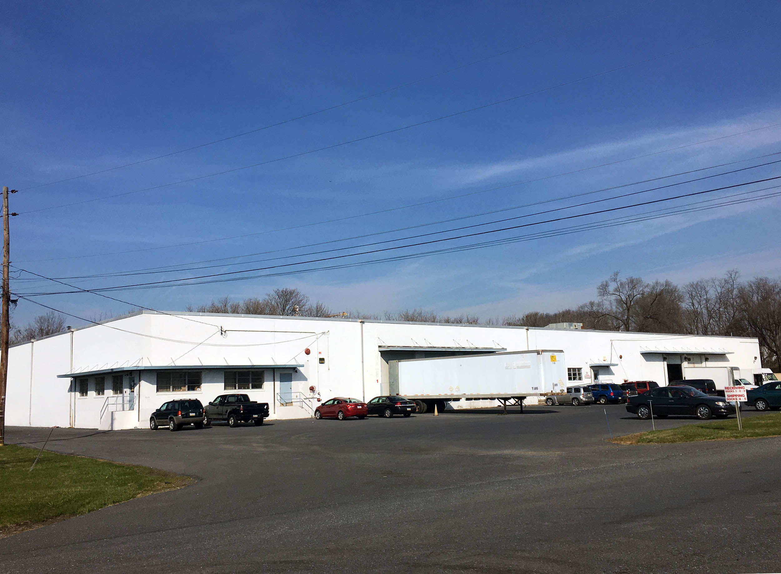 Industrial Warehouse For Lease