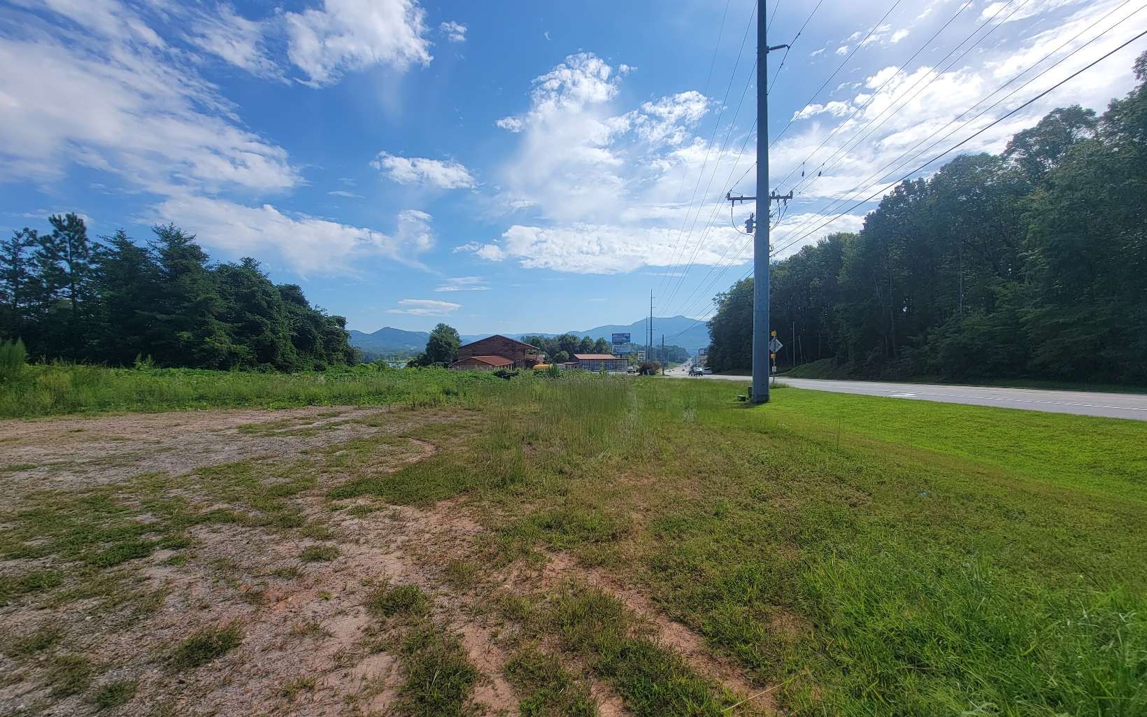 Commercial-Other in Hiawassee