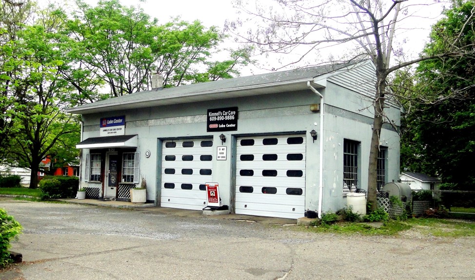 1958 Greenwood Ave