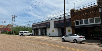 CBD Mixed-Use Retail/Office/Warehouse