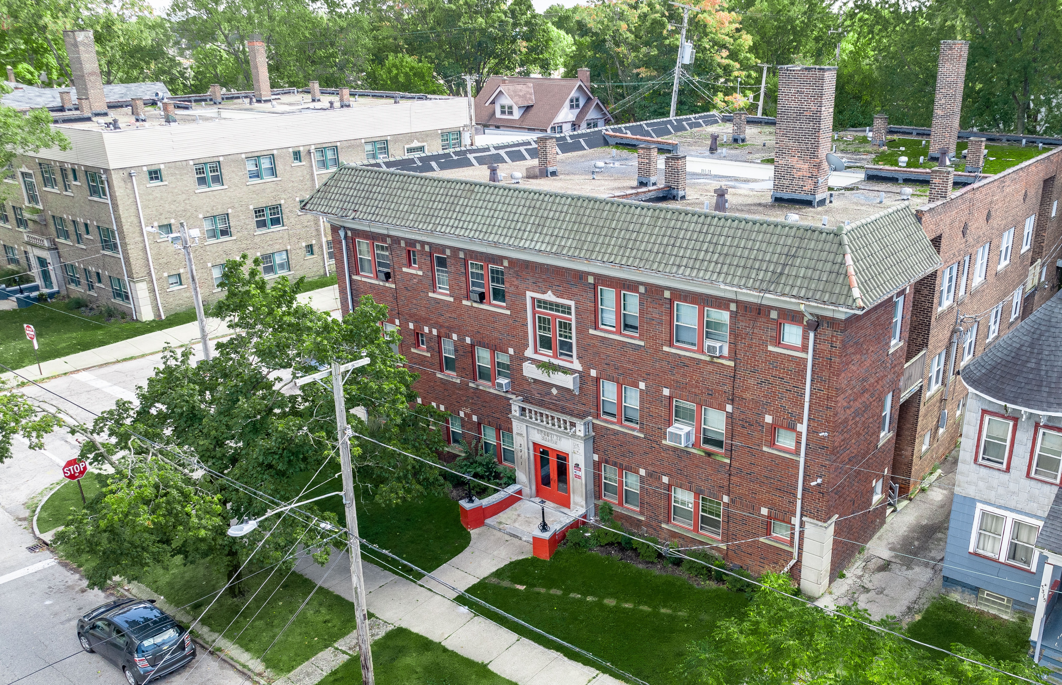 3209 Archwood Ave