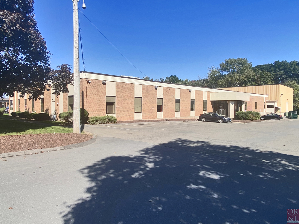 33,276± SF FLEX BUILDING