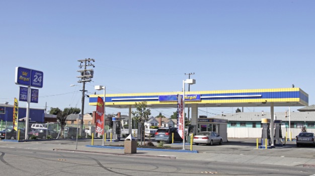 Unbranded Oakland