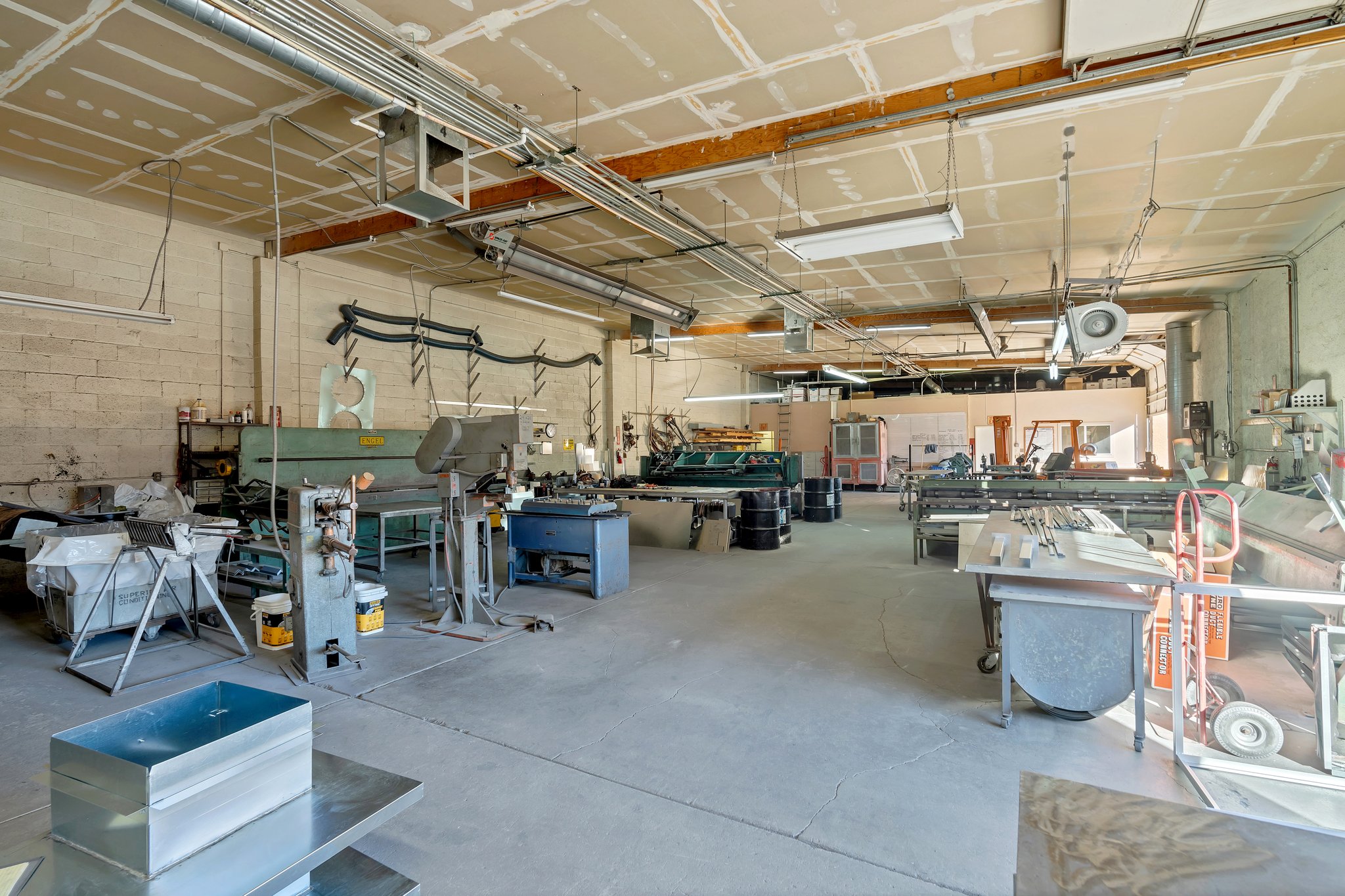 657 Middlegate Rd, 657 Middlegate Road, Henderson, NV 89011