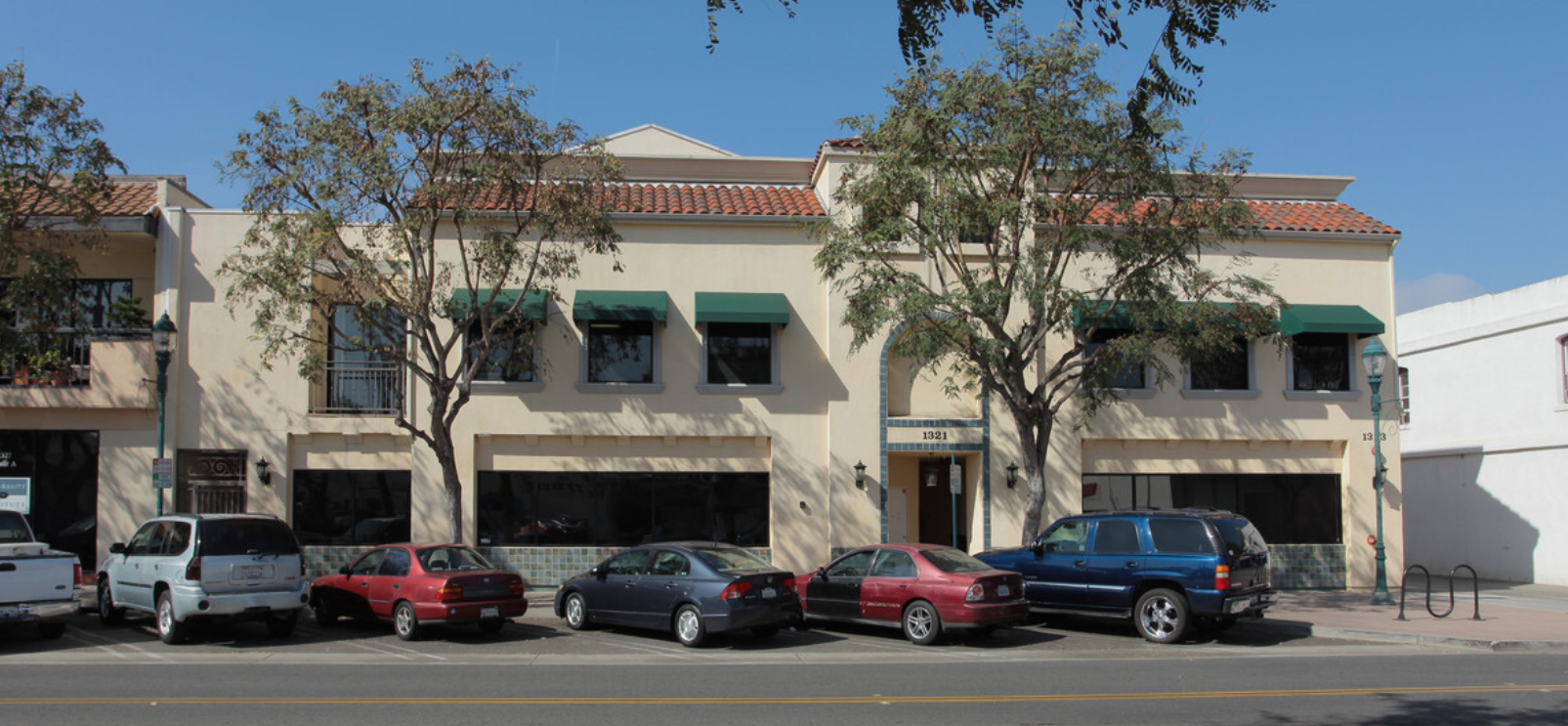 1321 Post Ave 