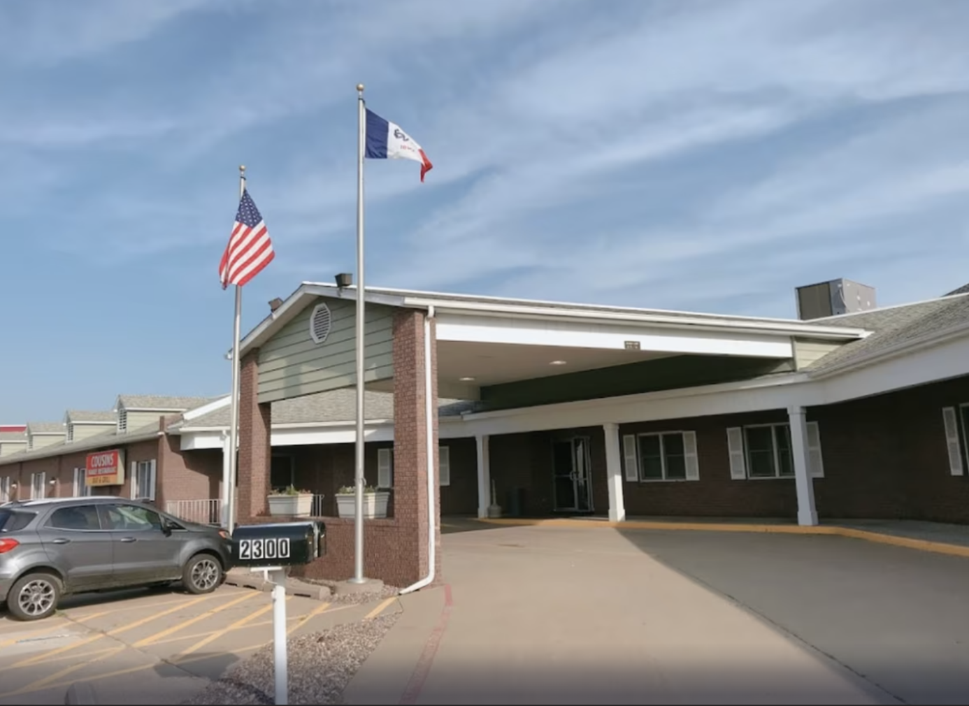 2300 Lincolnway, Clinton, IA - Property for Lease