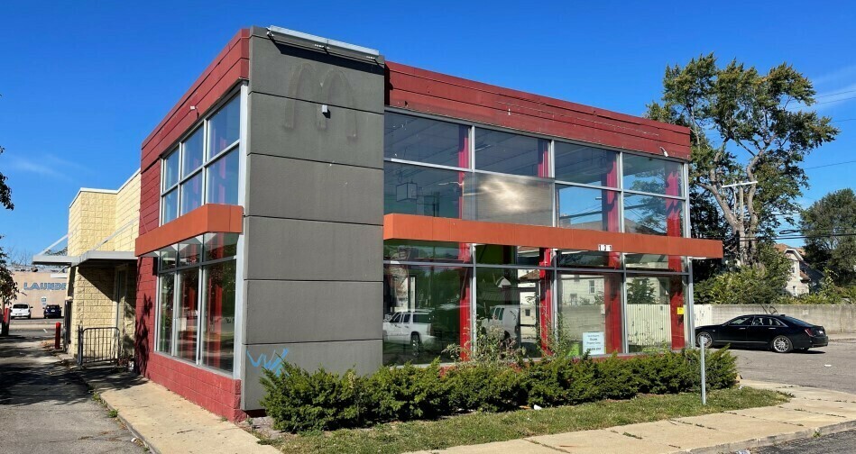 15321 Wyoming St Detroit, MI 48238