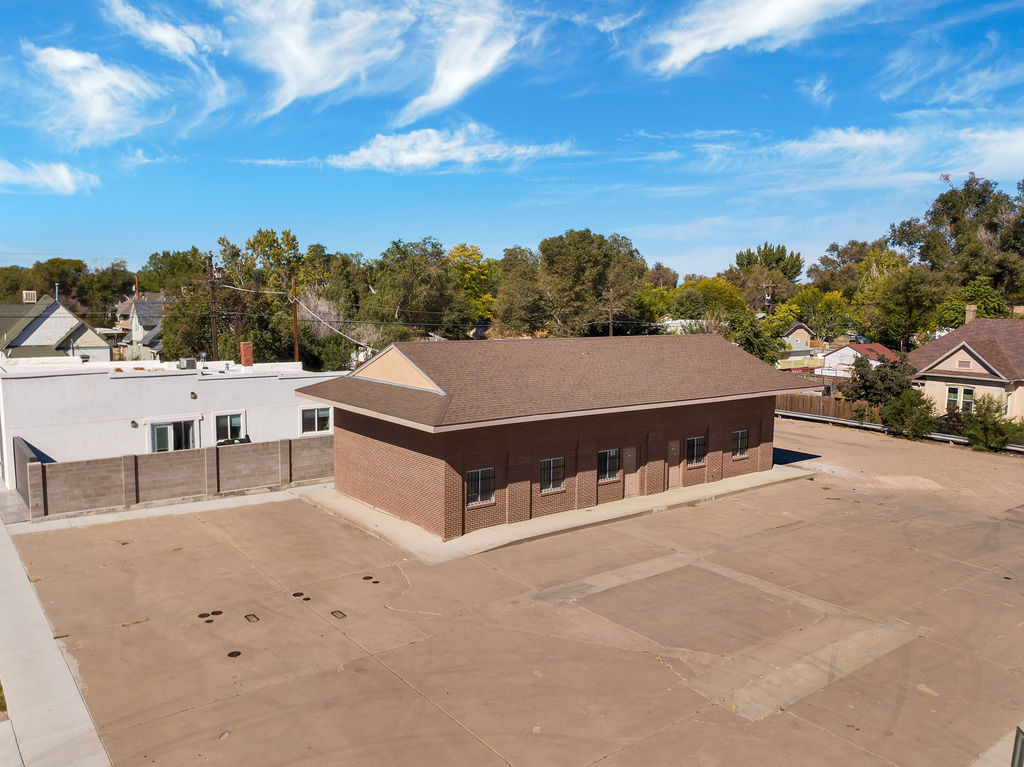 923-925 Lake Ave Pueblo CO 81004