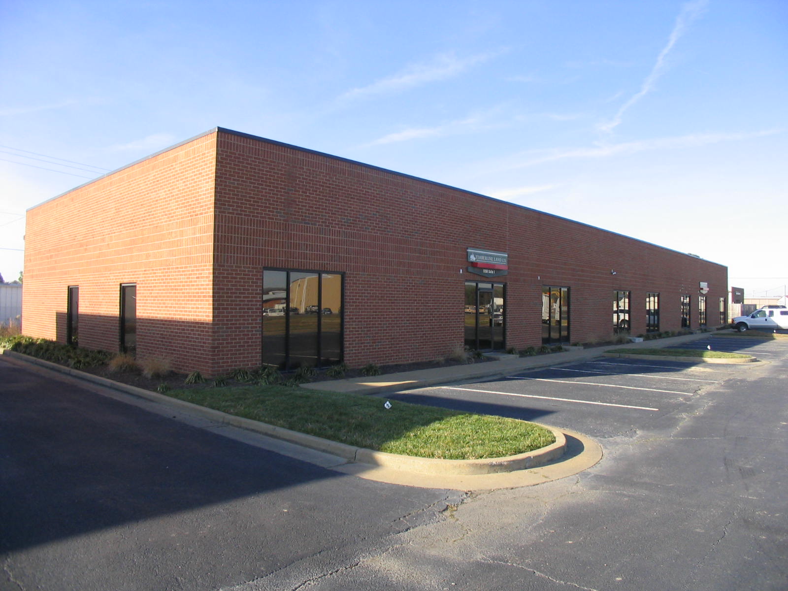 Air Park Business Center