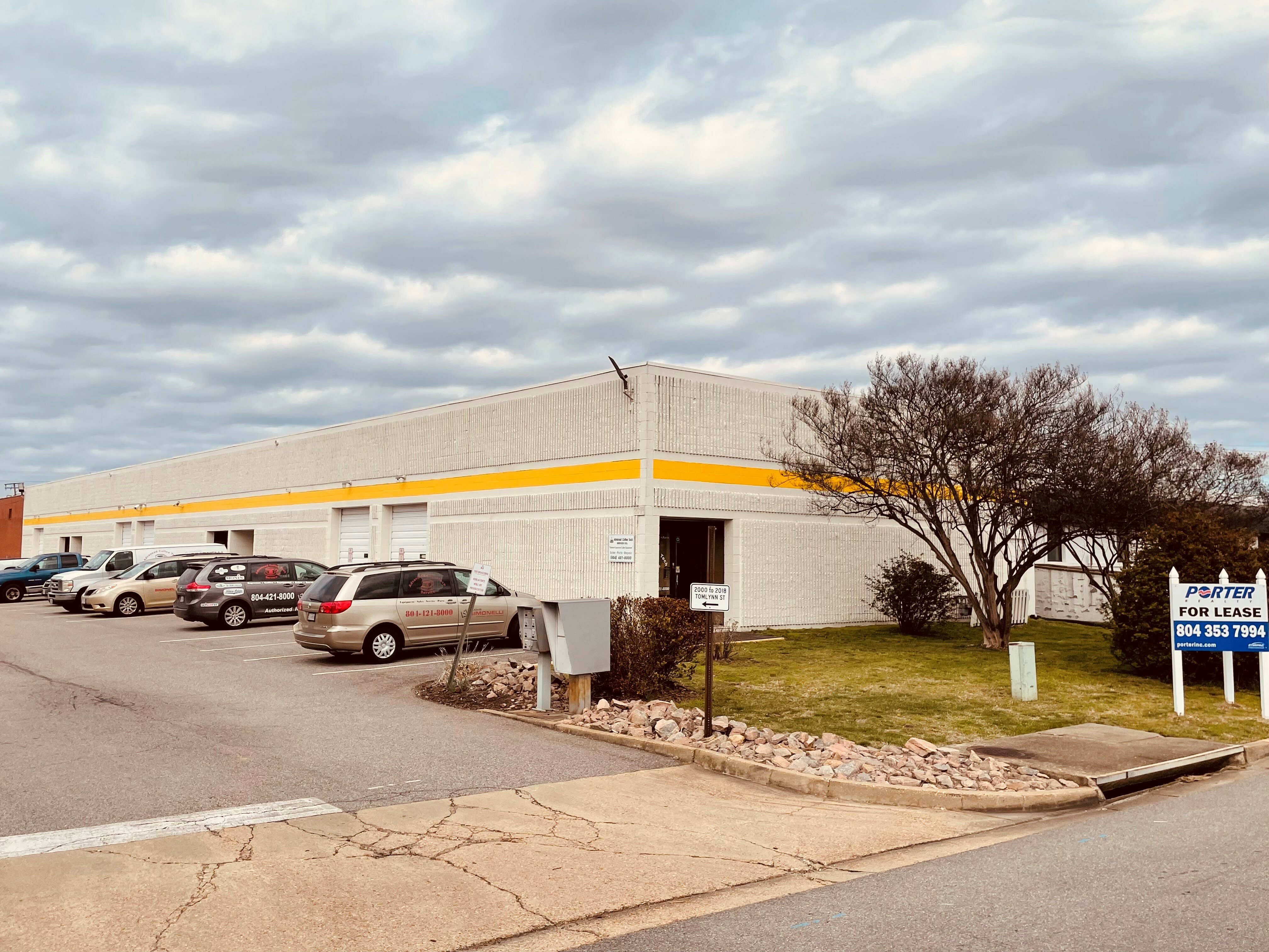 Tomlynn Business Center