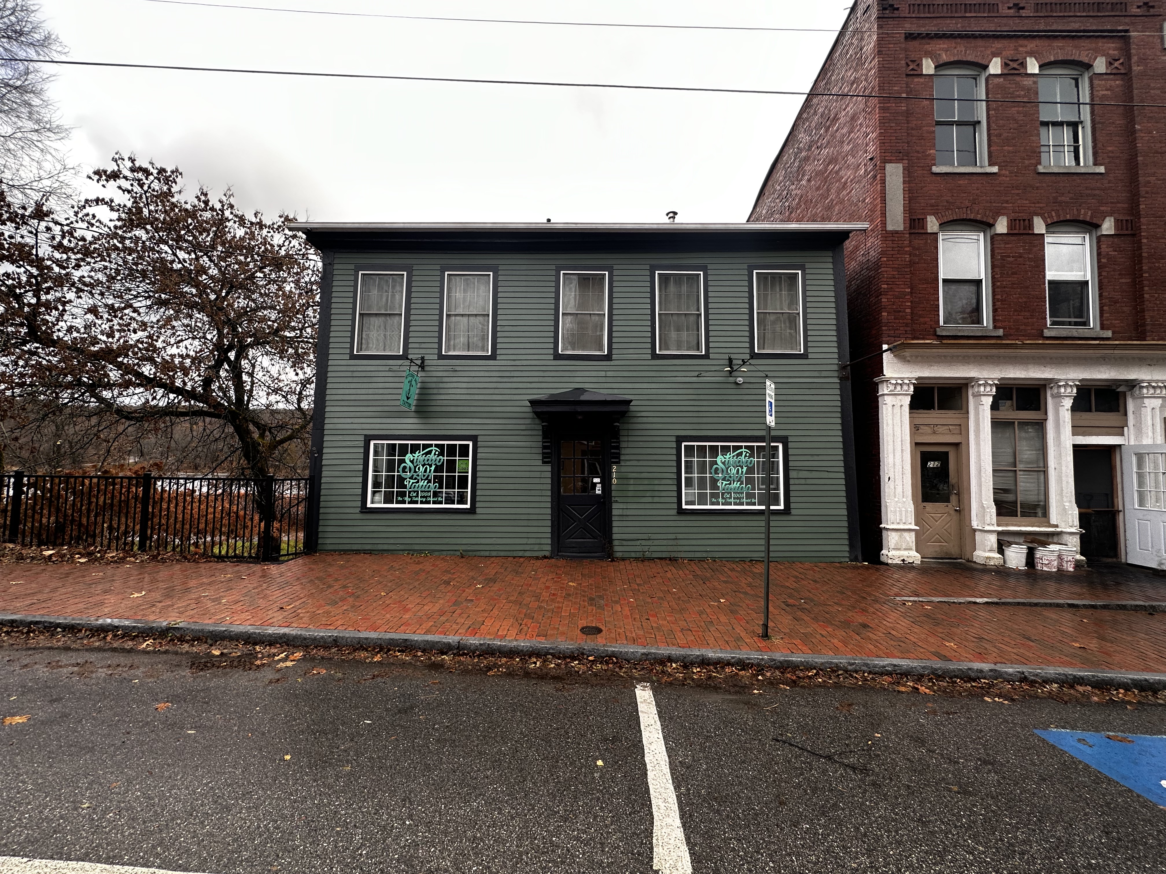 210 Water Street, Hallowell