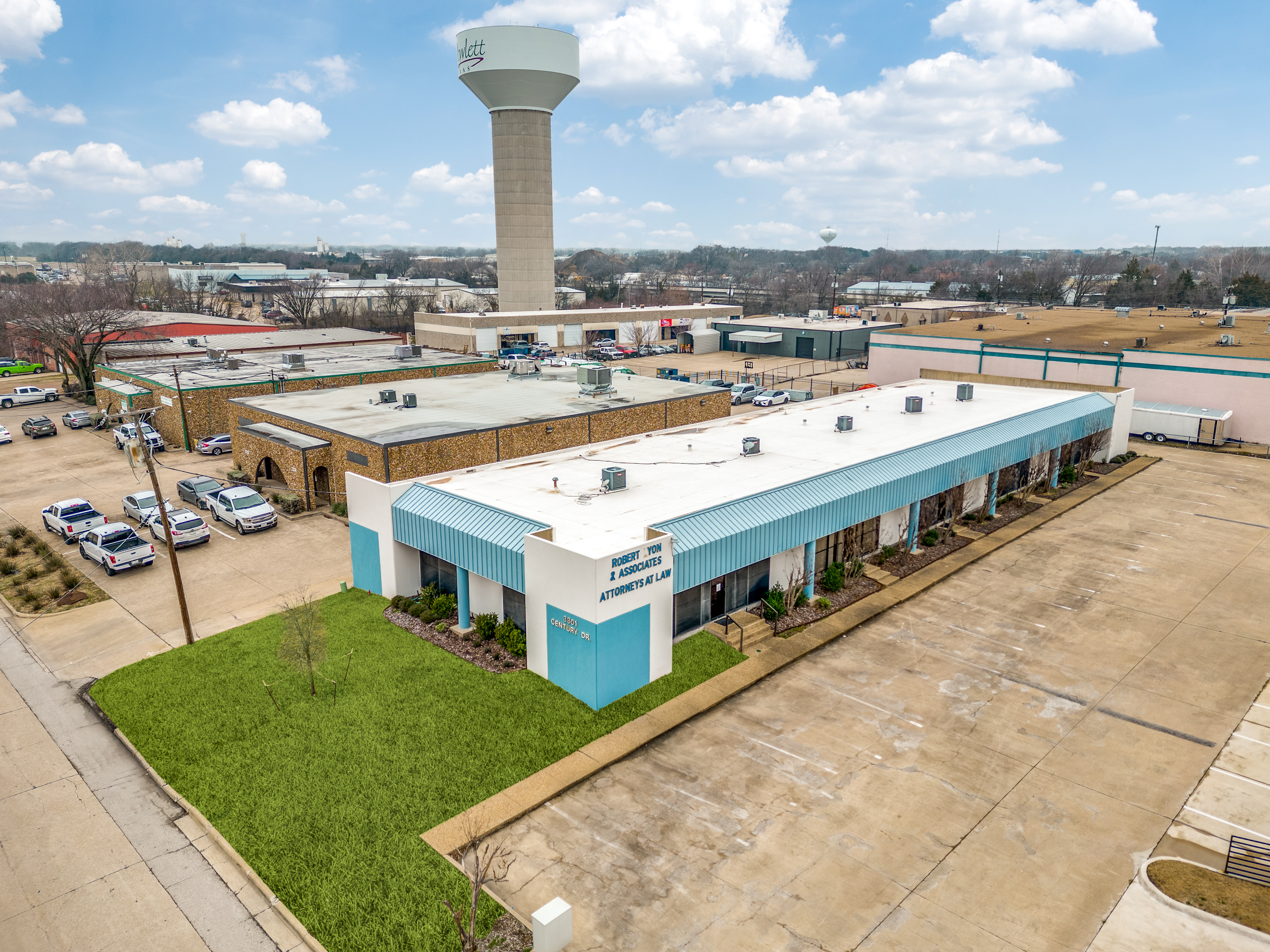 RARE Opportunity - 5 suites with Industrial Overlay