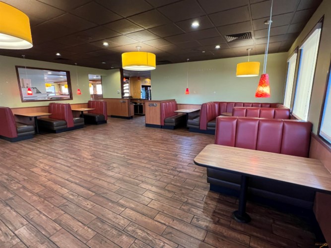 Restaurant Bldg for Sale, 2206 North Lacrosse Street, Rapid City, SD 57701