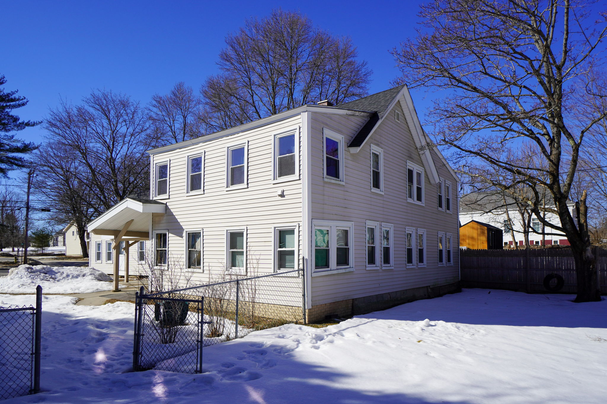 51 Pleasant Street, Mechanic Falls