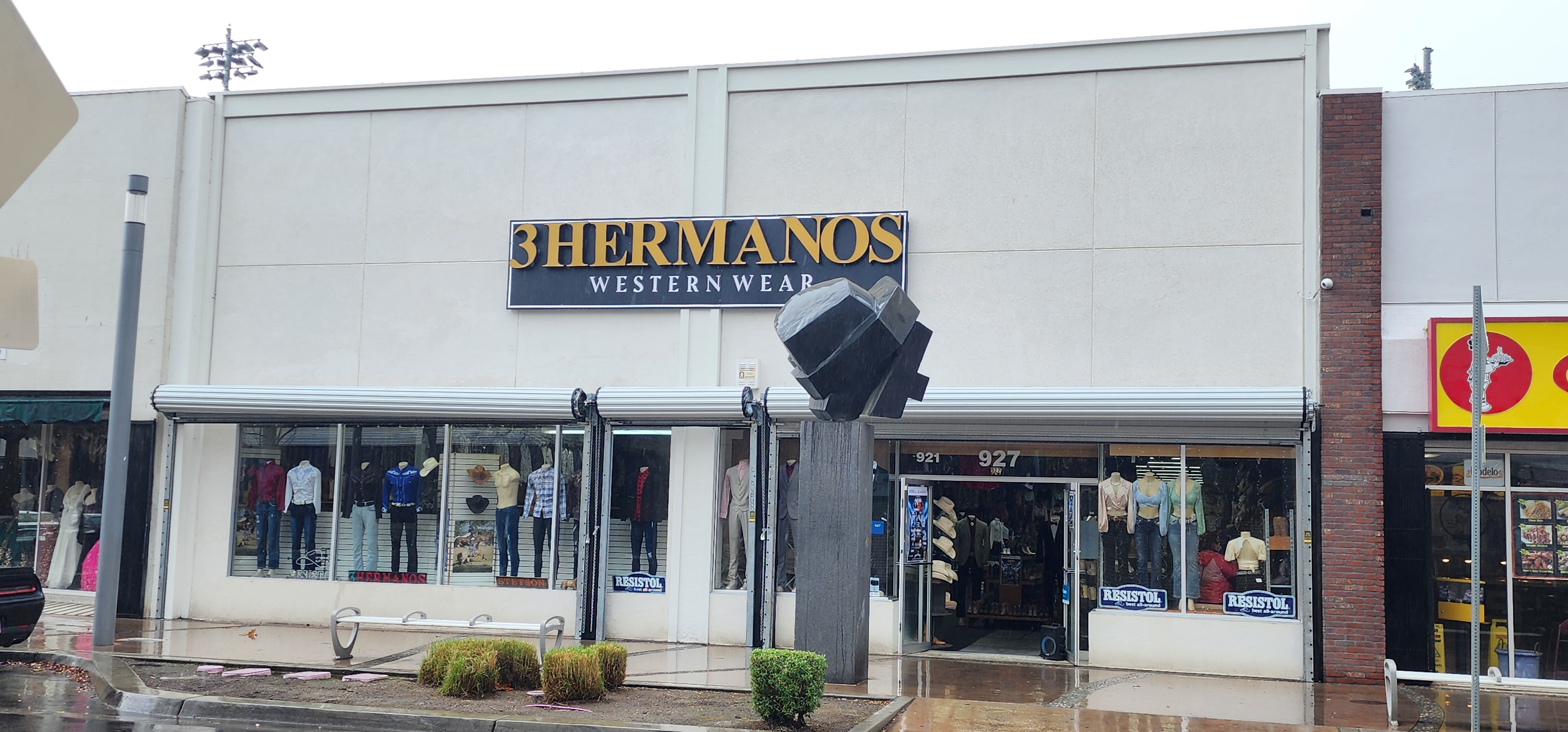 Fresno Retail -921 Fulton Street