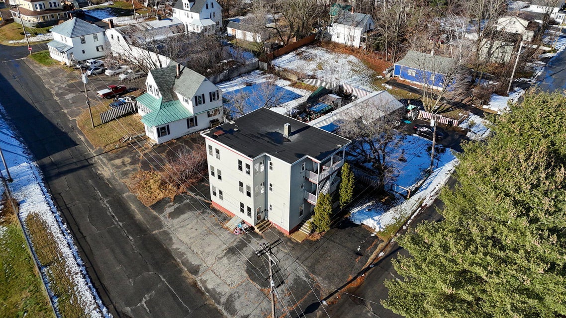 39 Kimball Avenue, Mexico