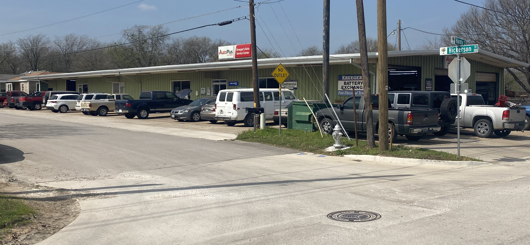 301 Hickerson St, Cedar Hill TX 75104