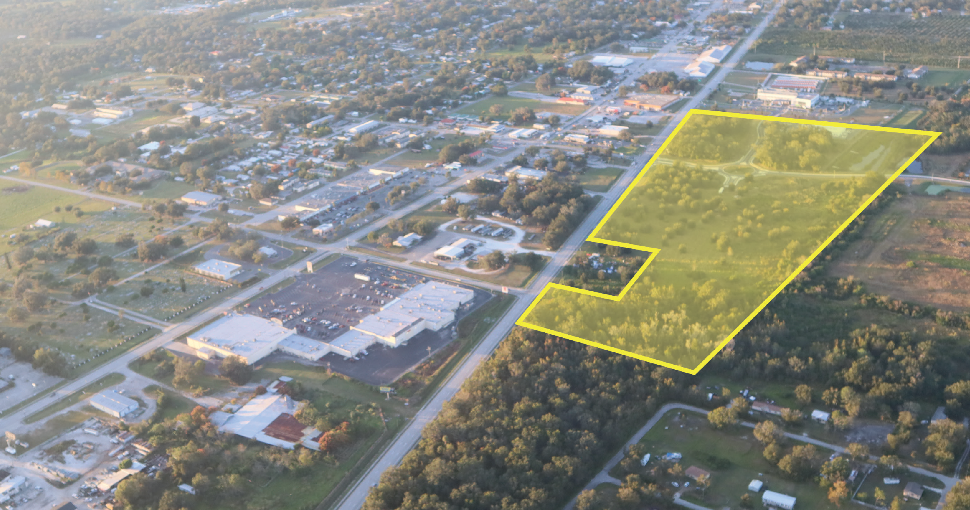 HARDEE CROSSING- Retail Center in Wauchula, Florida