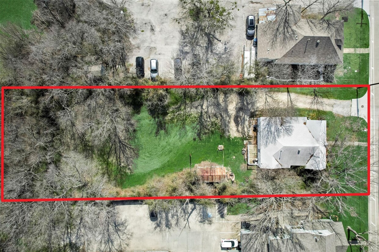 Prime Development Opportunity off Historic Downtown Squre