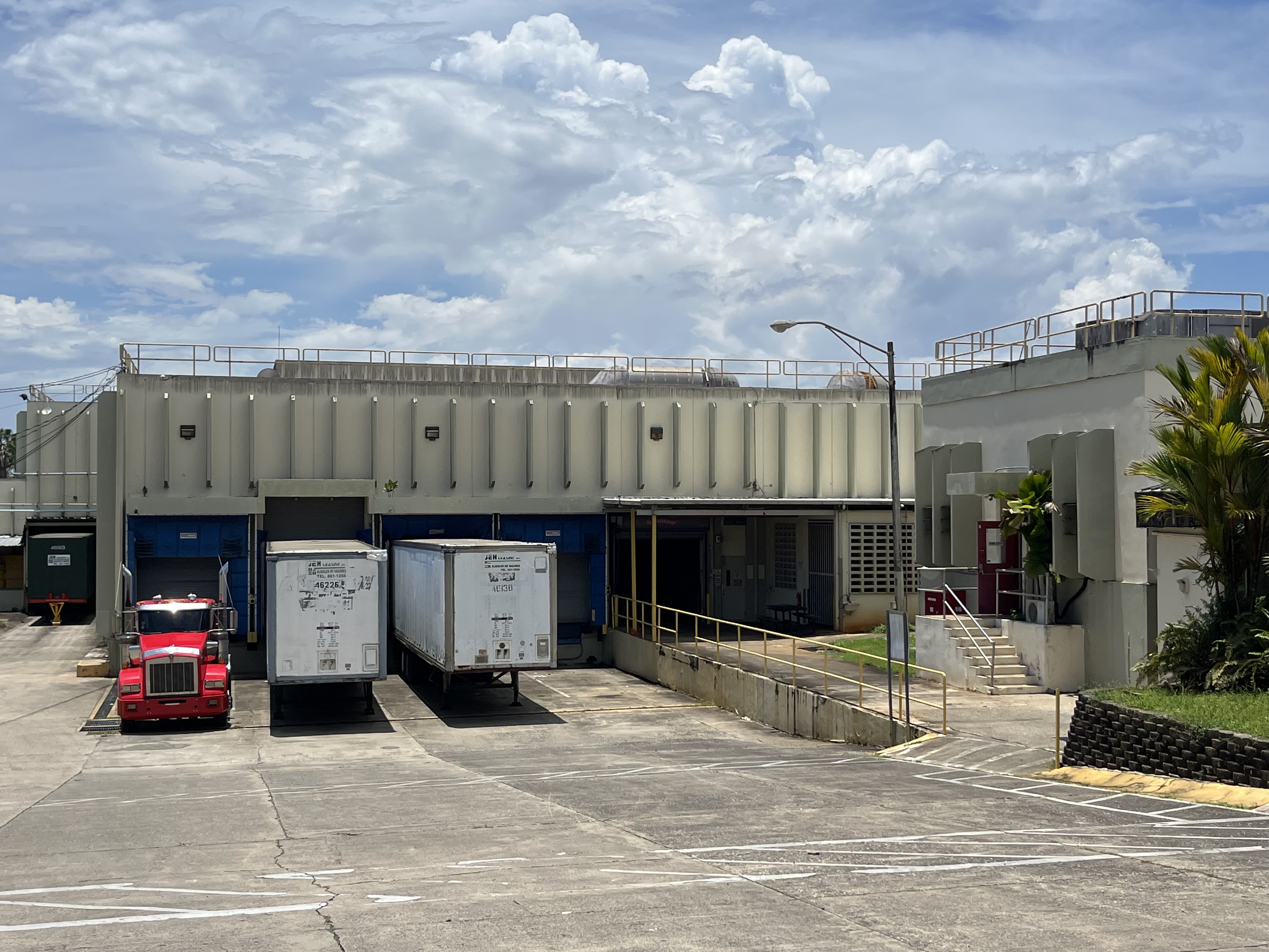 28,950 Sf Warehouse Manufacture Space