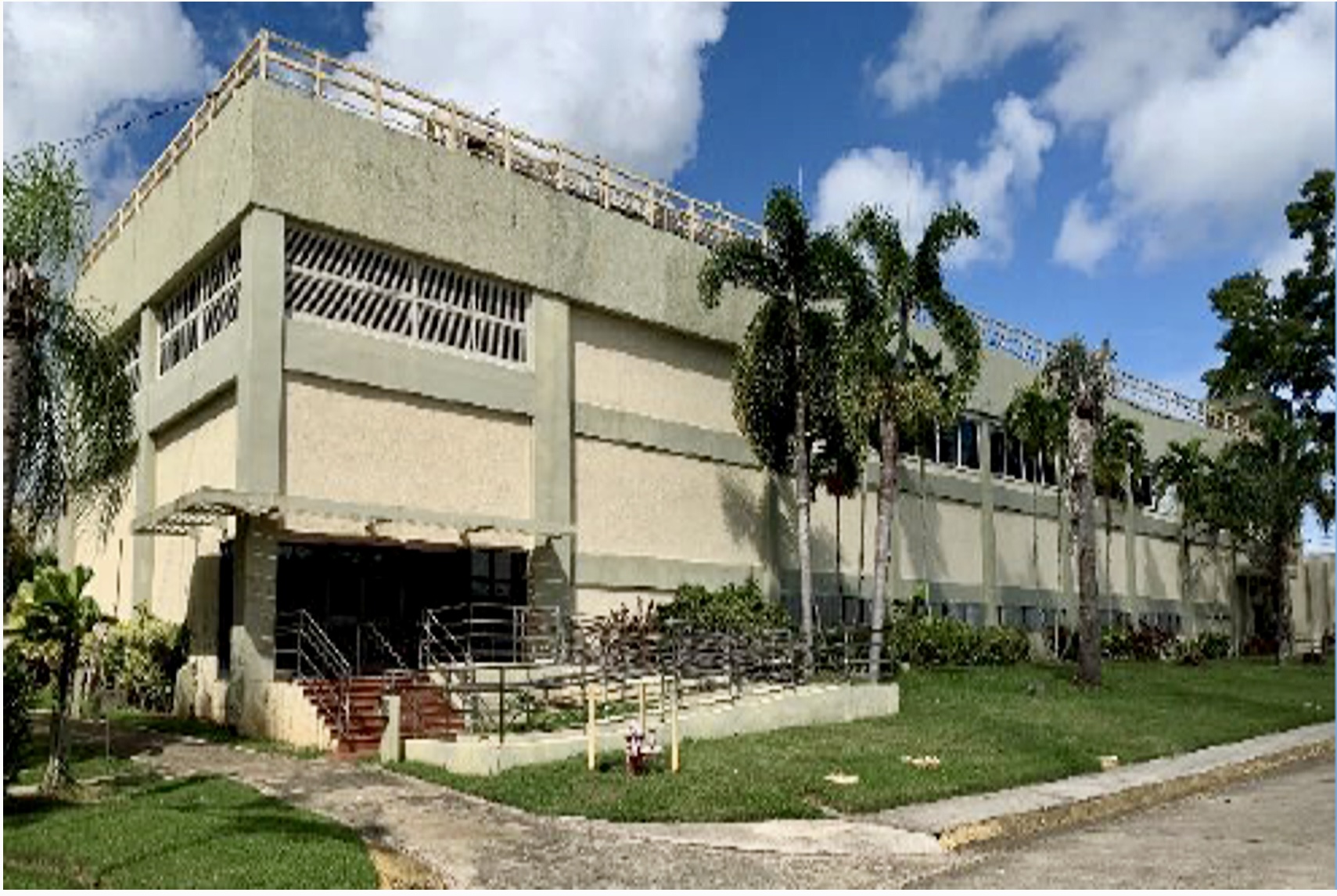 Cannabis Cultivation Facility or GMP Pharma Manufacture Space