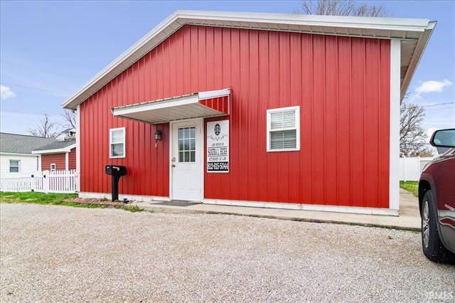 102 N Elm St, 102 North Elm Street, Fort Branch, IN 47648