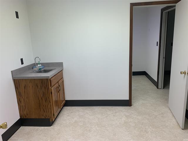 203 W State Road 68, 203 Indiana 68, Haubstadt, IN 47639