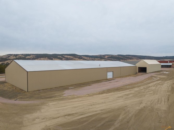 Large warehouse with offices - Hot Springs, SD, 27592 Highway 79, Hot Springs, SD 57747