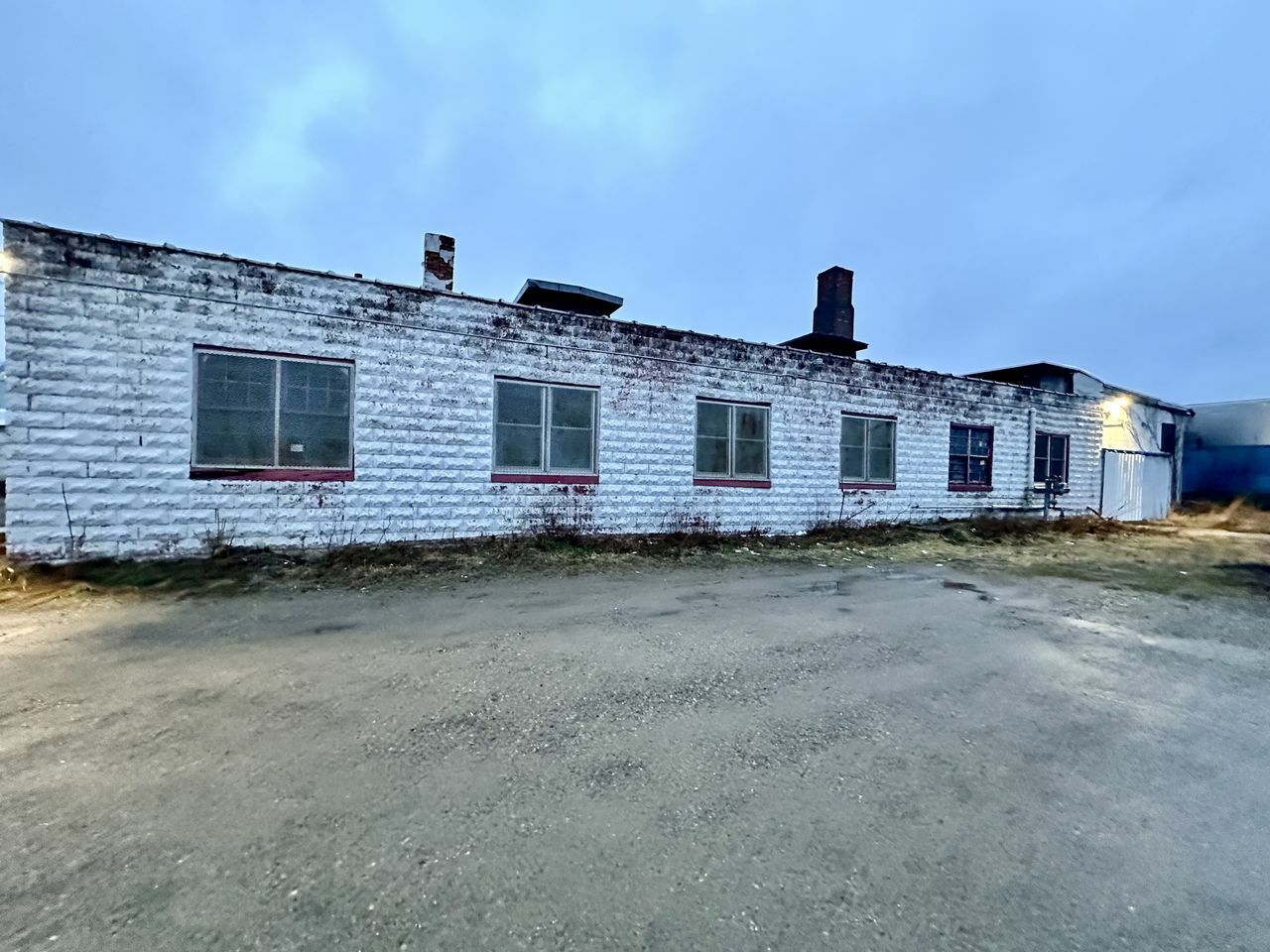 Warehouse with Extra Lot, 2419 E Michigan Ave, Jackson, MI 49202