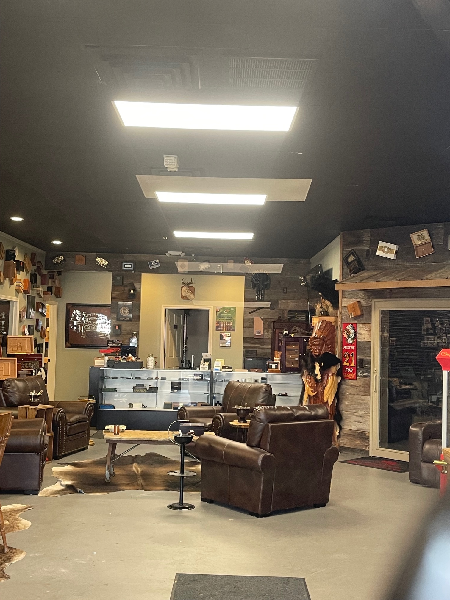 Great Investment Opportunity, 2702 W Walnut St, Rogers, AR 72756