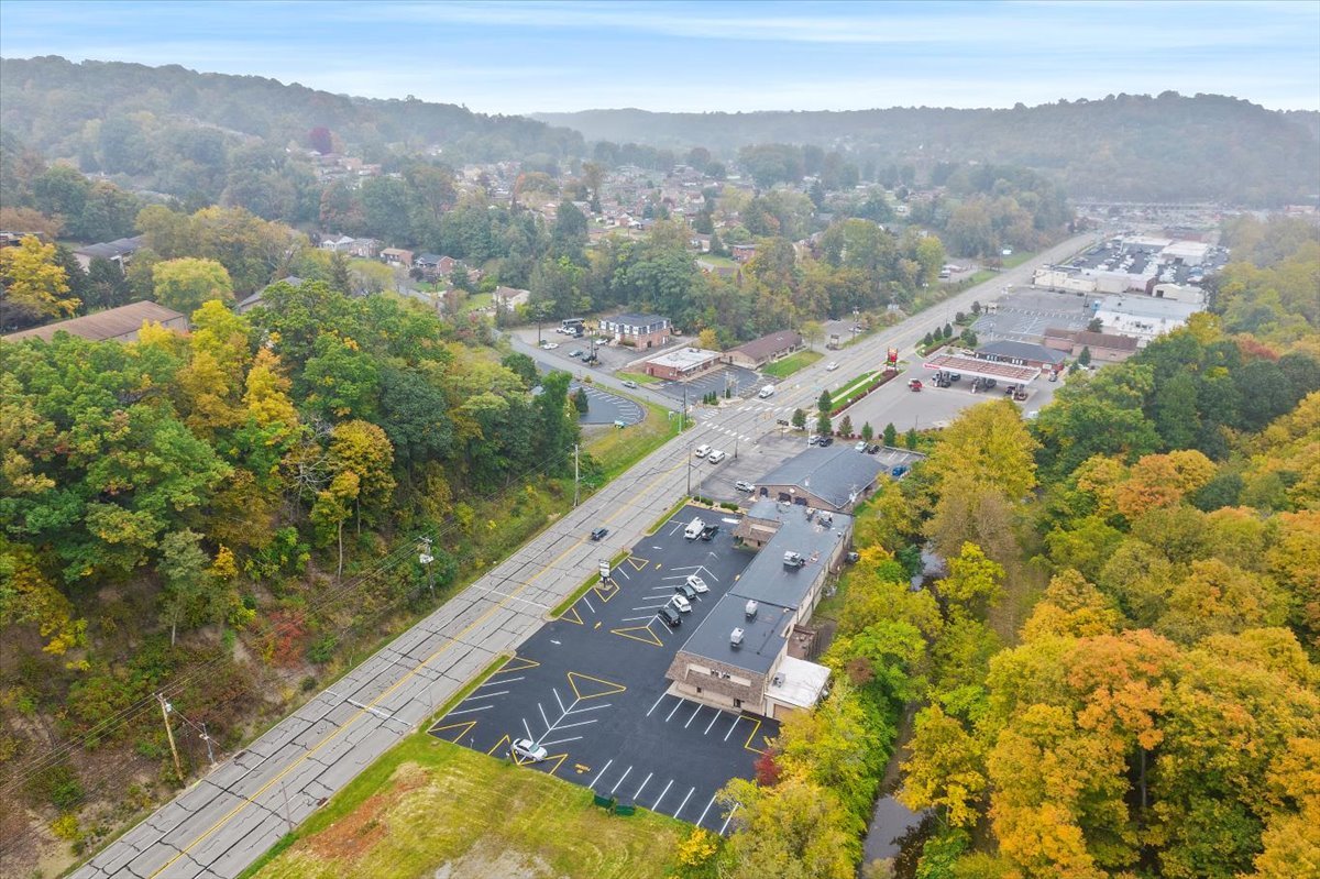 1180 Long Run Road, 1180 Long Run Road, White Oak, PA 15131