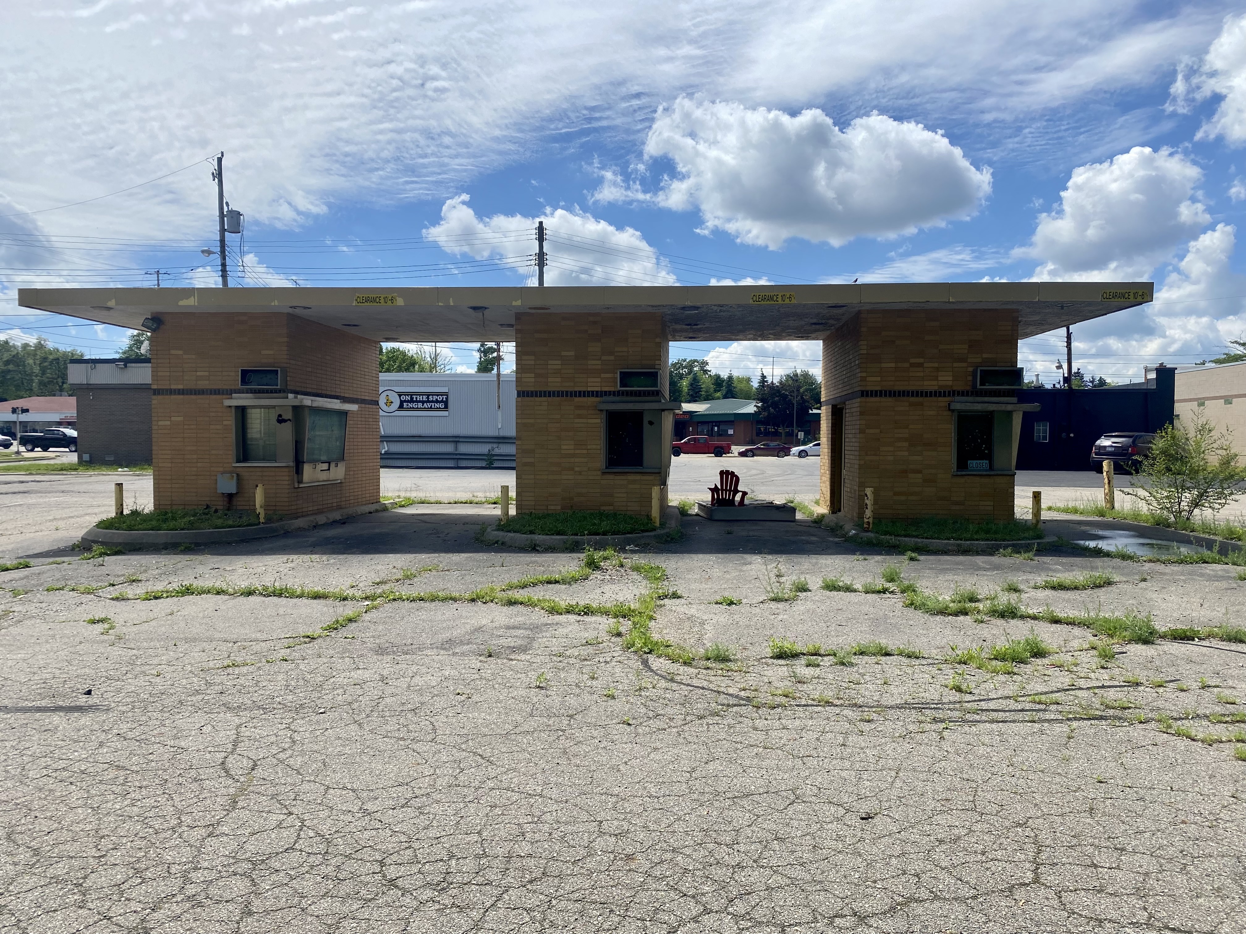 Former Bank - Hard Corner City of Lansing, 2521 S Cedar , Lansing, MI 48910