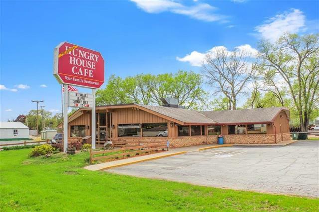 Hungry House Cafe, 531 N Marquette Rd, Prairie Du Chien, WI 53821