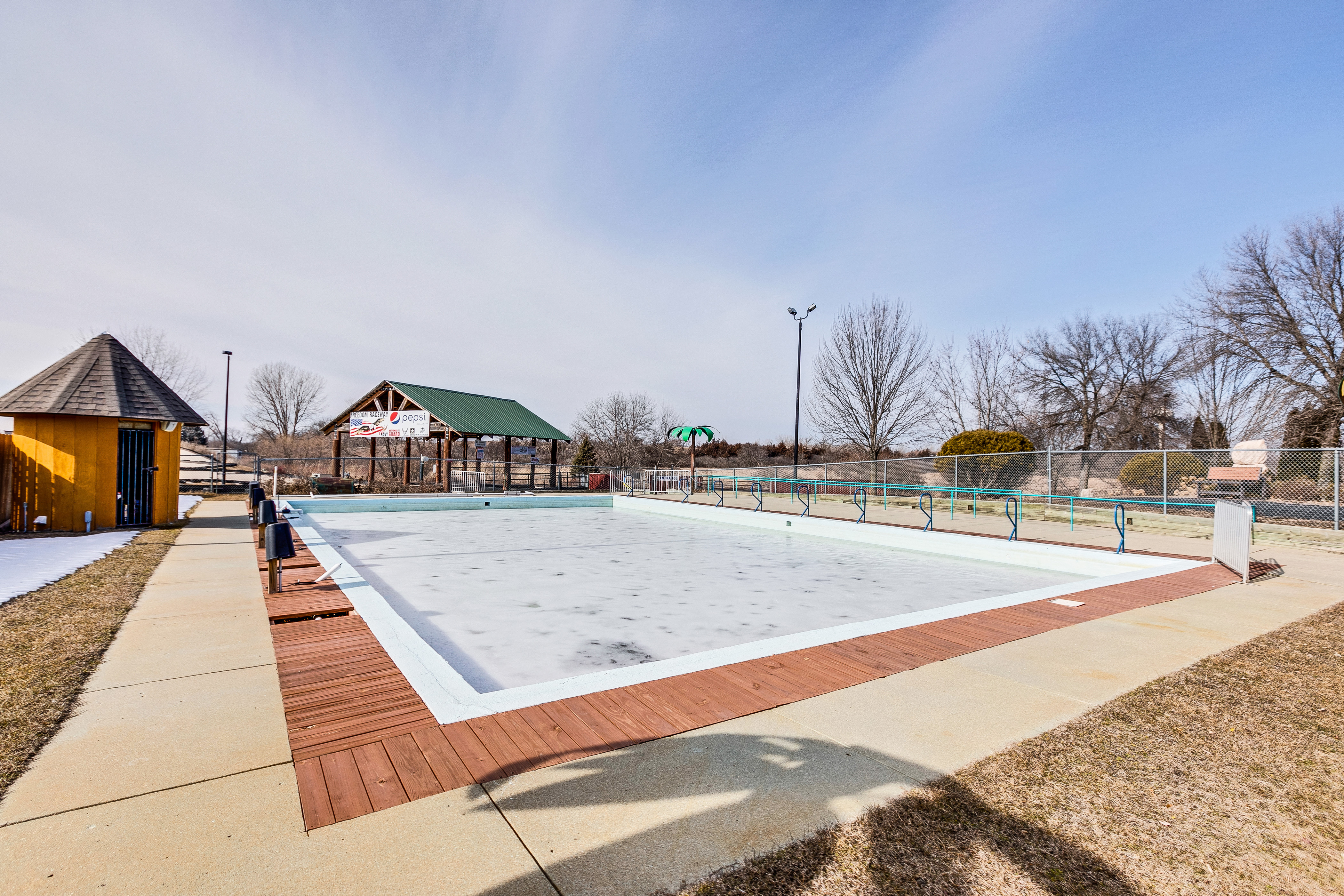 Big Kahuna Fun Park, 190 Progress Way, Spicer, MN 56288