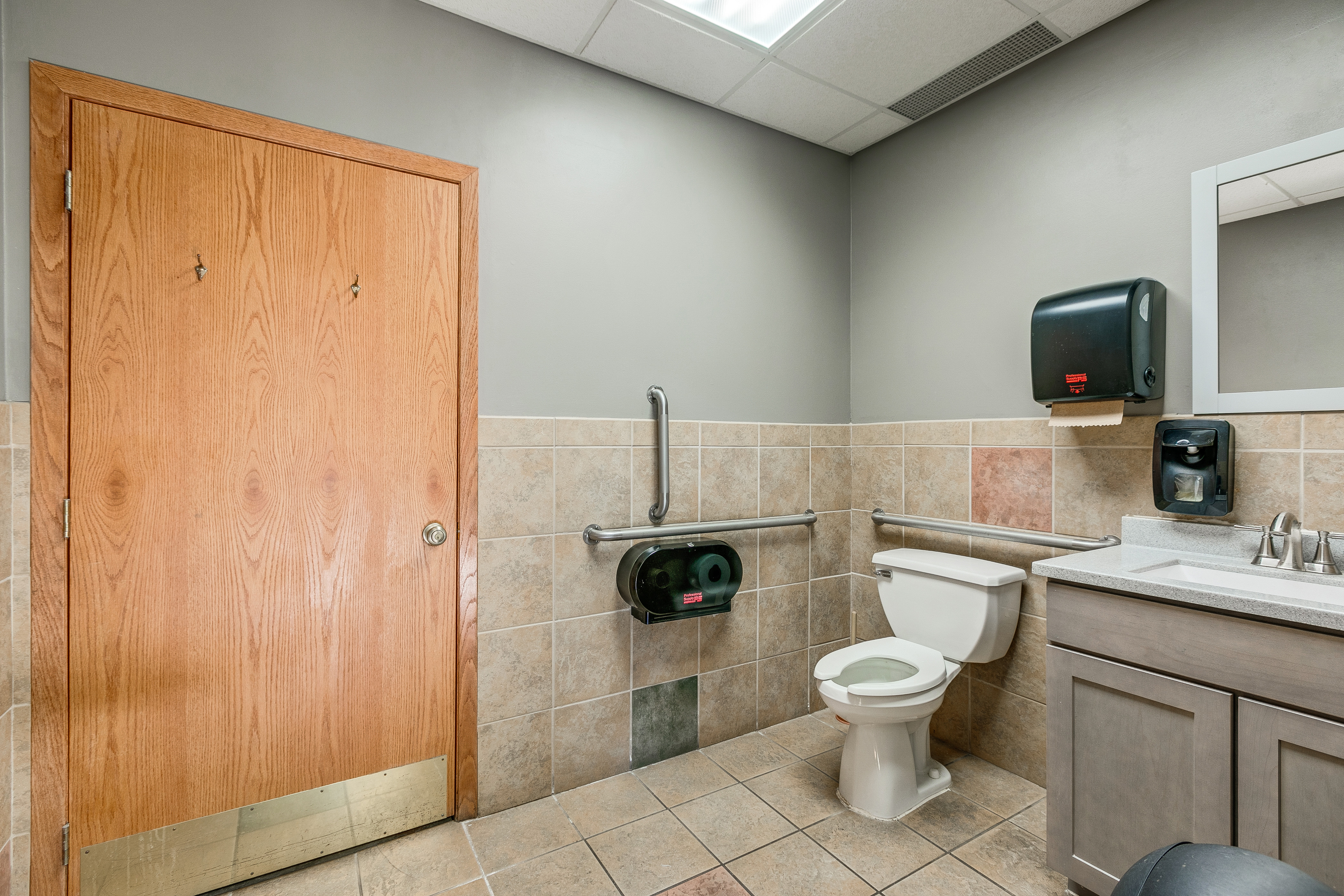 Big Kahuna Fun Park, 190 Progress Way, Spicer, MN 56288