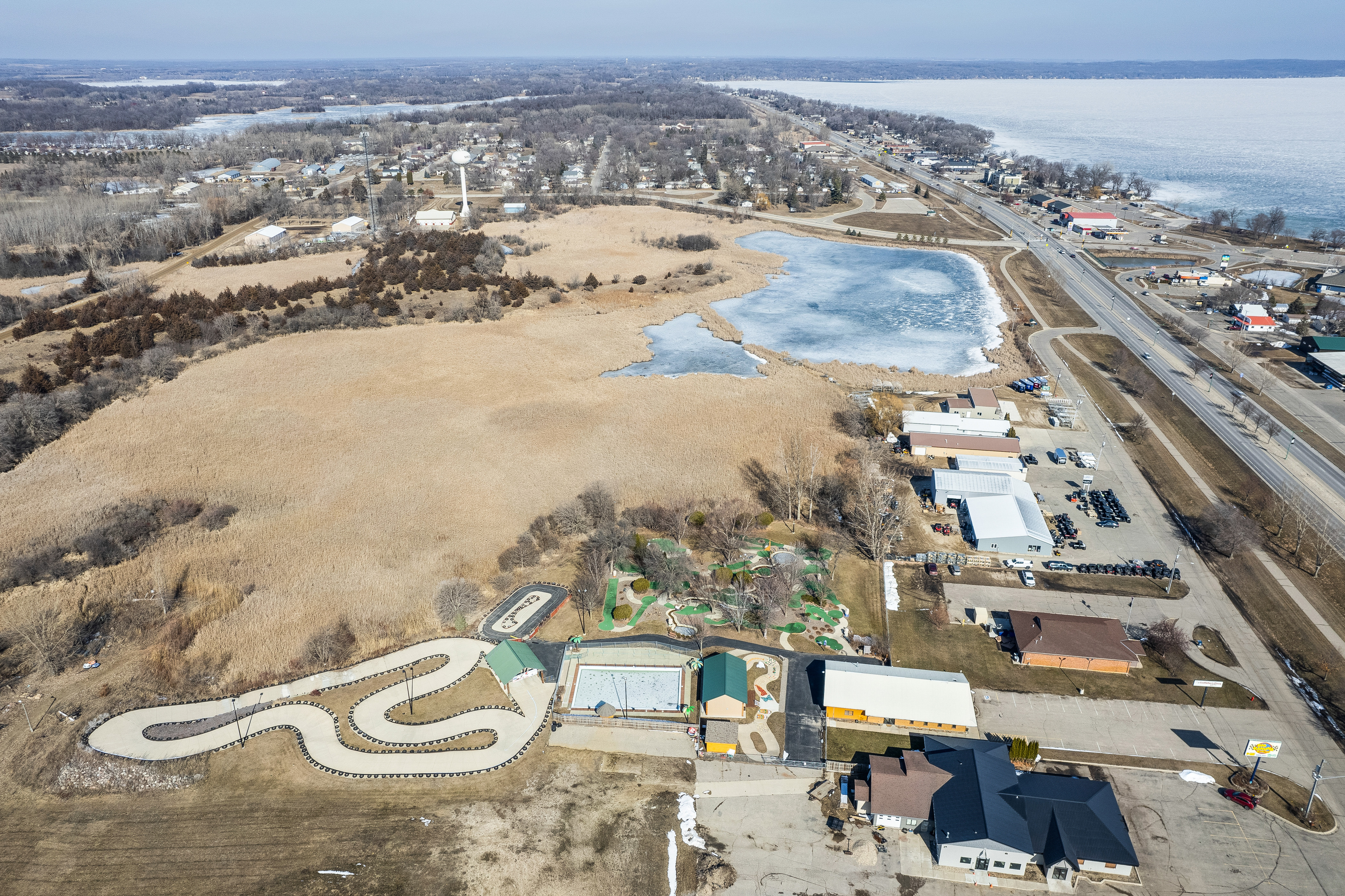 Big Kahuna Fun Park, 190 Progress Way, Spicer, MN 56288
