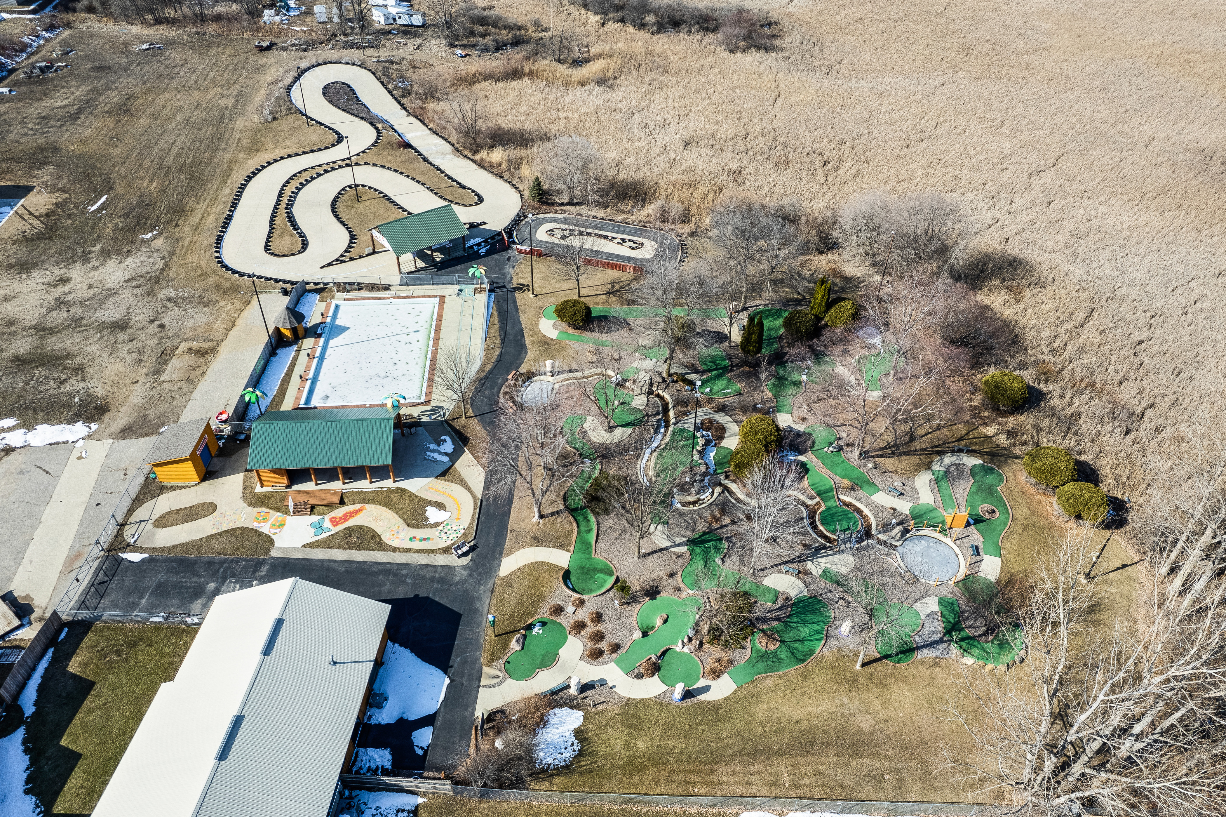 Big Kahuna Fun Park, 190 Progress Way, Spicer, MN 56288