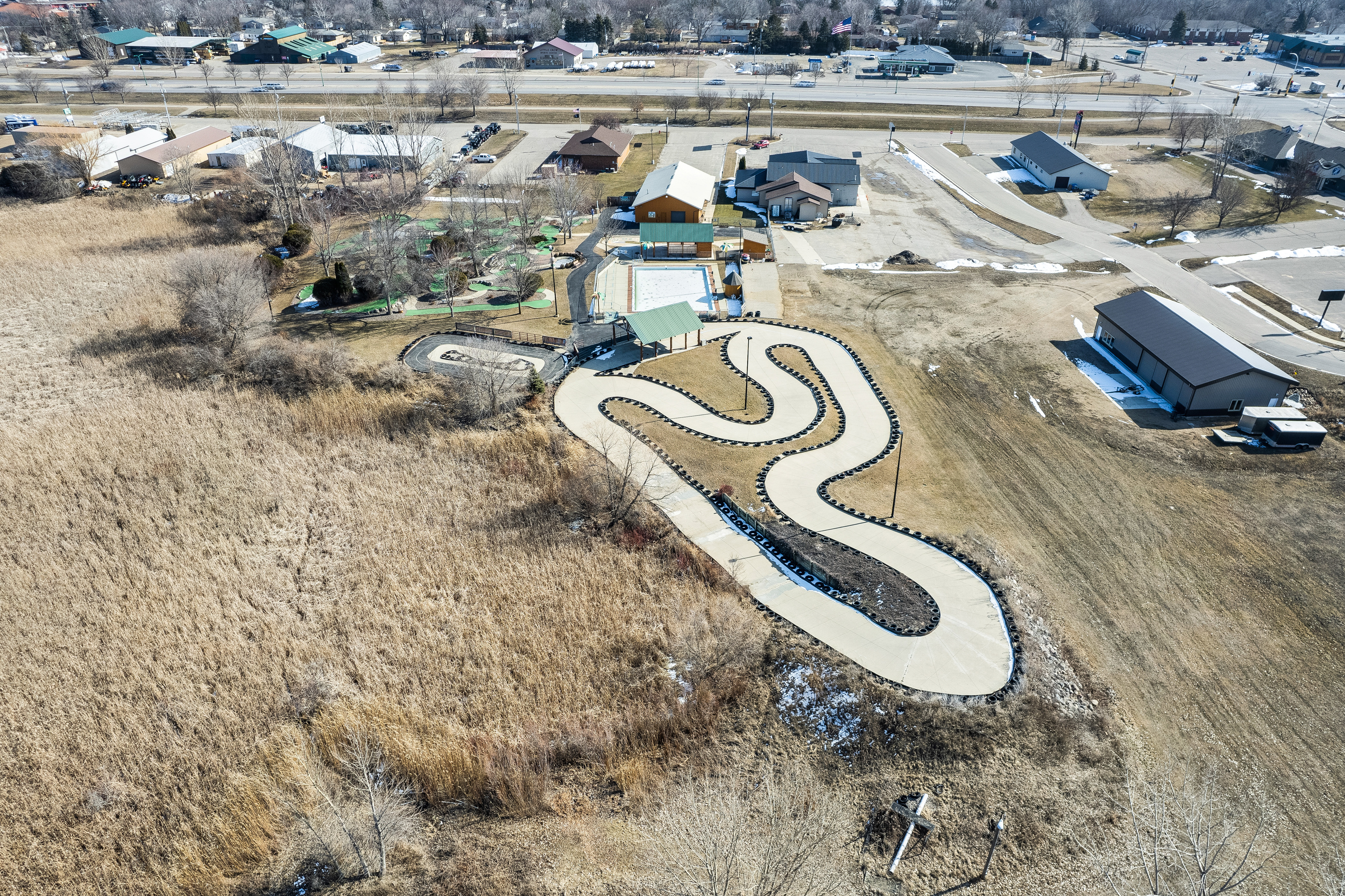 Big Kahuna Fun Park, 190 Progress Way, Spicer, MN 56288